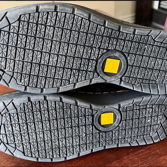 Dr, Martens Amwell SR, size 10 (Man) - Picture 3 of 4